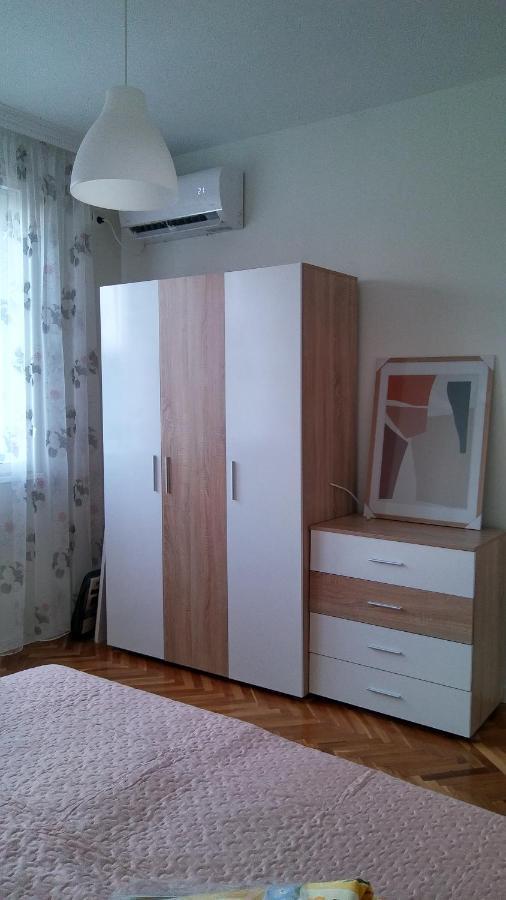 Dima Apartment Veliko Tŭrnovo Eksteriør bilde